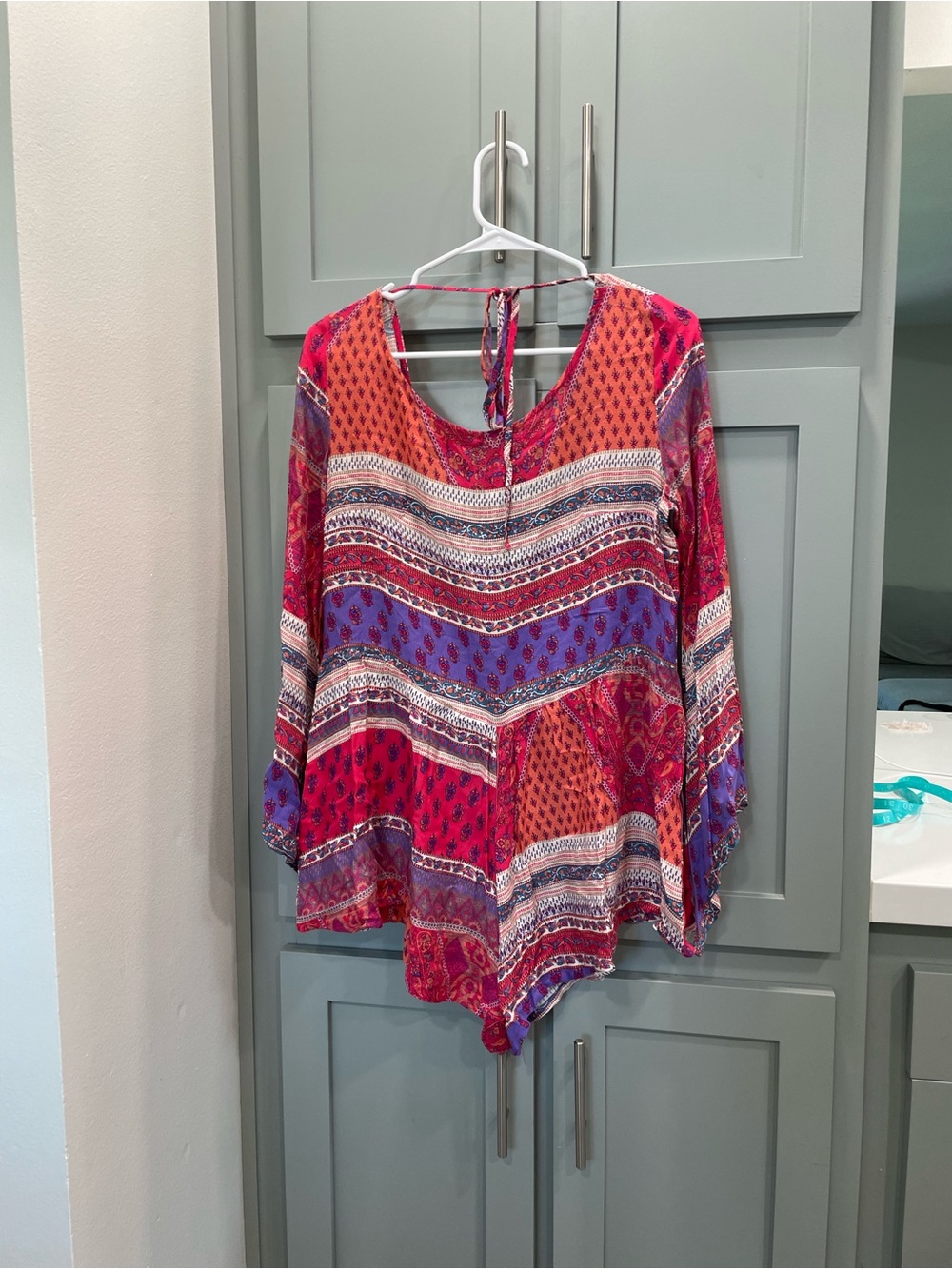 Boho V-Neck Tie-Back Blouse in Red & Purple